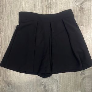 Zara skort. High waisted. Size medium